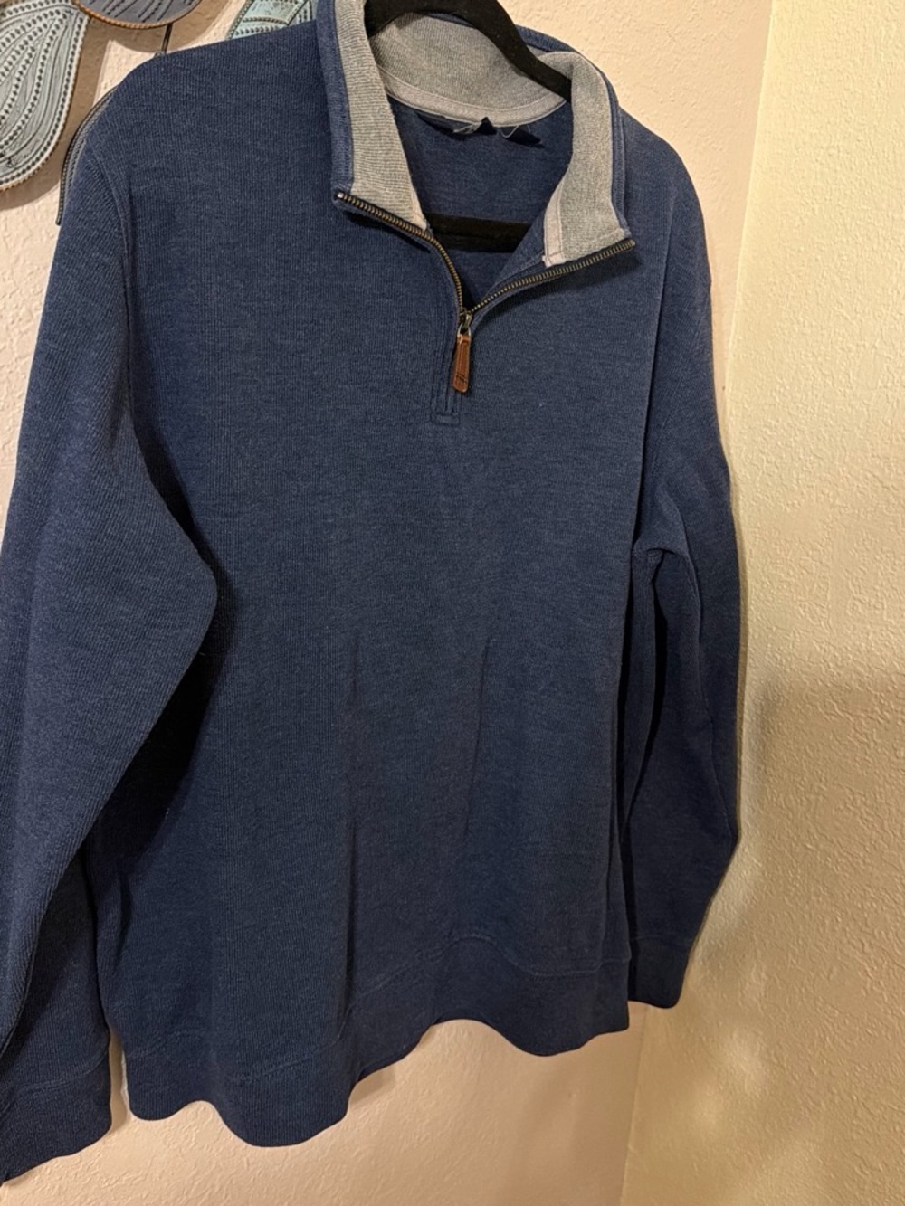 Lands' End Men's Navy Blue Quarter-Zip Sweater with Light Gray Trim